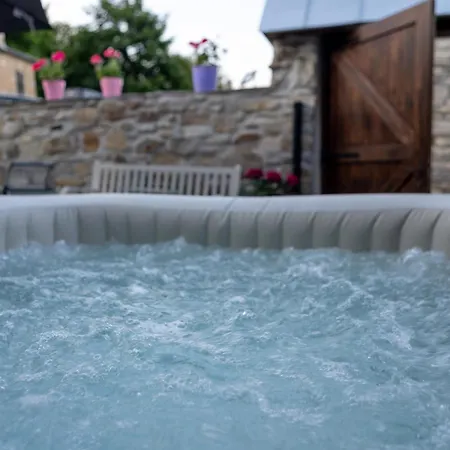 Rock Dandy La Maison De L Ours - Fireplace Retreat *