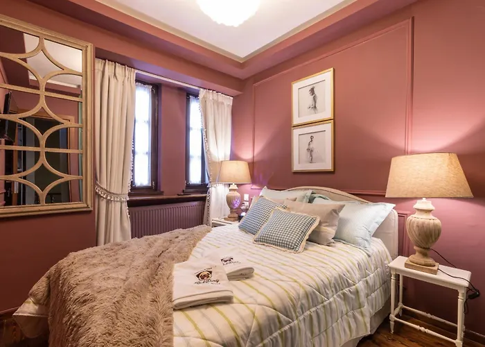 Rock Dandy La Maison De L Ours - Fireplace Retreat