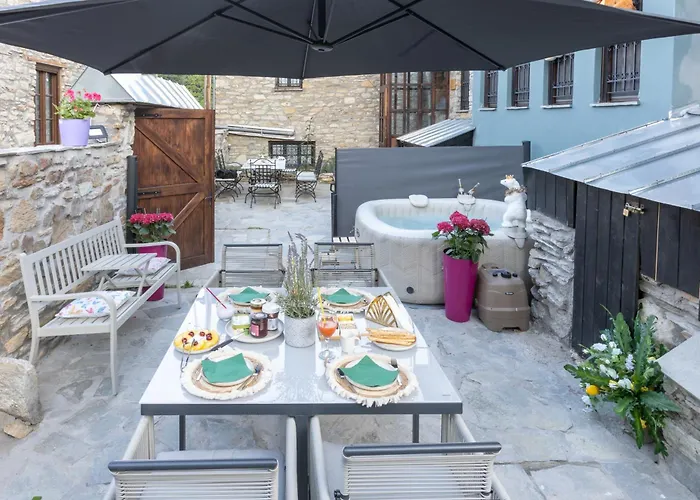 Rock Dandy La Maison De L Ours - Fireplace Retreat Villa Nimfaíon