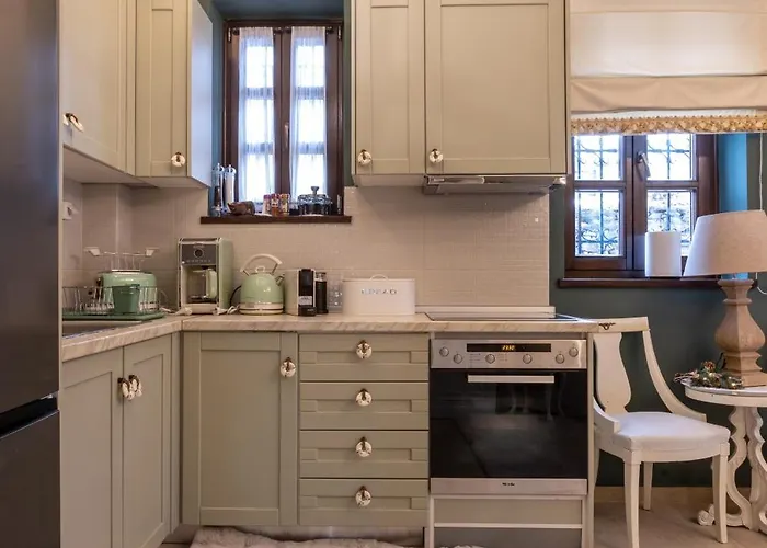 Rock Dandy La Maison De L Ours - Fireplace Retreat *