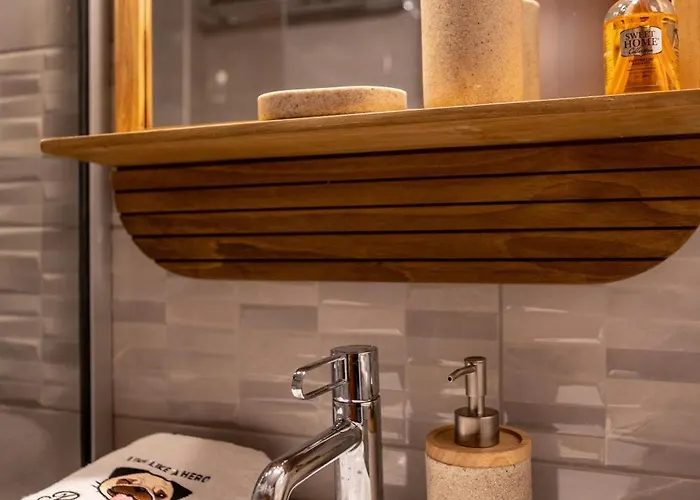 Rock Dandy La Maison De L Ours - Fireplace Retreat Villa *